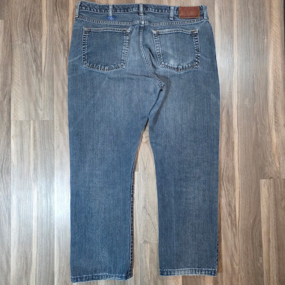 Eddie Bauer Mens Straight Leg Jeans Blue Denim 40x32 (Actual 39x28) Medium Wash - Picture 2 of 12